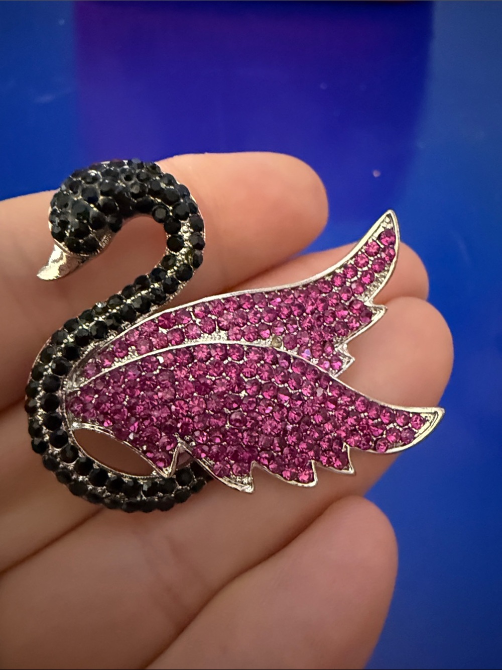Pink and Black Crystal Swan Brooch/pendant  — Women’s Decorative Jewelry